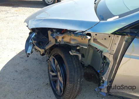 2026 Tesla Model X from USA, damaged, VIN 7SAXCBE52TF472585